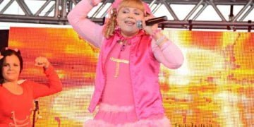 Felipe Gonçalves entrevista a atriz e ex Ídolos, Tidinha