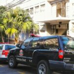 Homem é agredido com golpe ‘mata-leão’ após recusar convite para ir embora com agressor