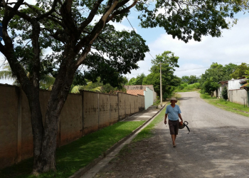 Rua Renato de Oliveira, no bairro Lago Azul (Distrito de Ártemis), será uma das contempladas com o serviço de pavimentação e infraestrutura.