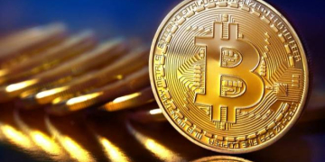 Bitcoint Ã© uma moeda virtual que vem conquistando espaÃ§o na economia