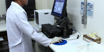 Laboratório Municipal de Piracicaba ganha equipamento para análise de tuberculose