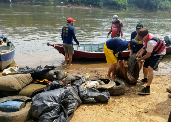 Arrastão Ecológico retirou 300kg de lixo do rio Piracicaba