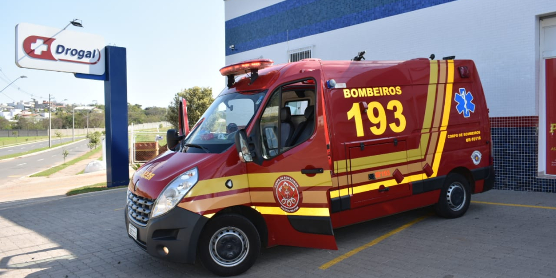 Colisão entre carro e bicicleta deixa uma mulher ferida em Piracicaba