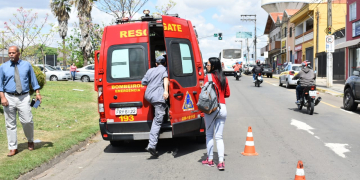 Criança é atropelada ao atravessar avenida movimentada em Piracicaba (SP)