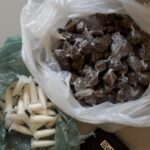 Mãe denuncia filho de 15 anos à polícia ao vê-lo atuando no tráfico de drogas