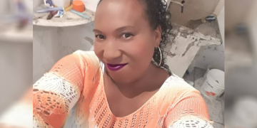 Mulher encontrada morta em terreno é enterrada em Capivari (SP)