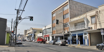 Avenidas Rui Barbosa e Mário Sergio Gabardo receberão nova iluminação