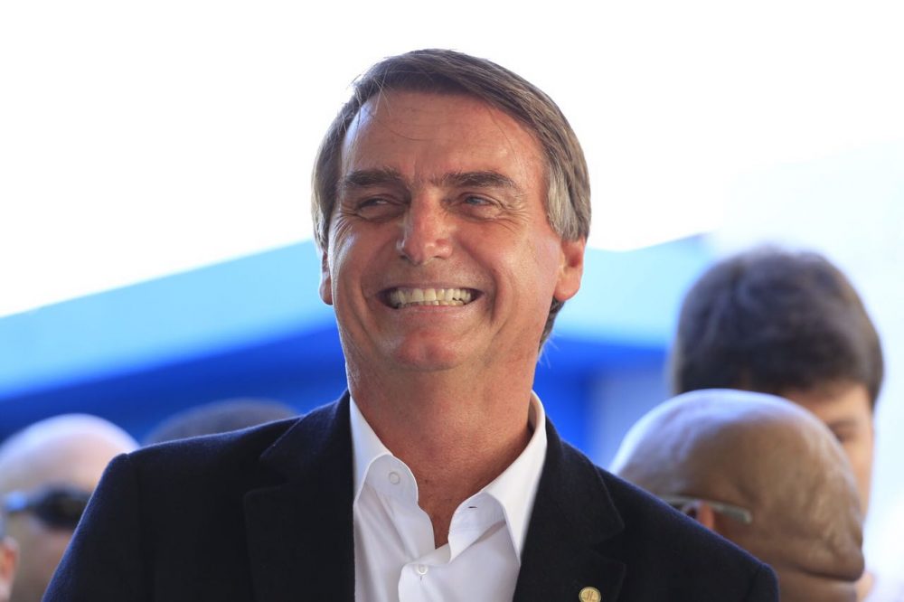 Passeata a favor de Jair Bolsonaro acontece no domingo (21), em Piracicaba