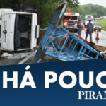 Caminhão tomba em rodovia de Piracicaba e causa grande congestionamento