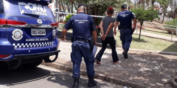 Trio invade paróquia e furta R$ 4,500 reais proveniente do dízimo