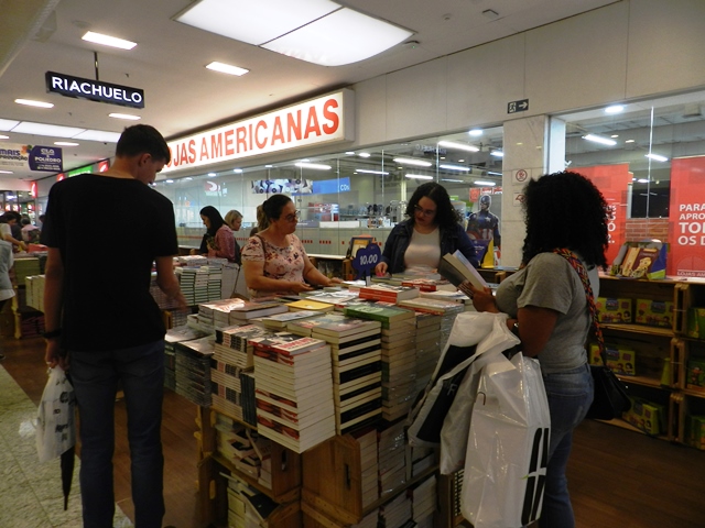 Shopping Piracicaba recebe edição especial da Feira do Livro Letrinha
