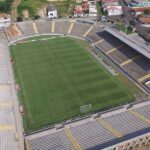 Indivíduos furtam sala de monitoramento de estádio em Capivari