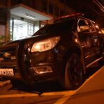 Em Piracicaba, mulher de 63 anos e seu neto de nove ficam em posse de bandidos
