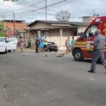 Homem passa mal ao volante e colide em carro estacionado, em Rafard