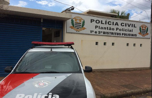 Motociclista morre após sofrer acidente em rua esburacada