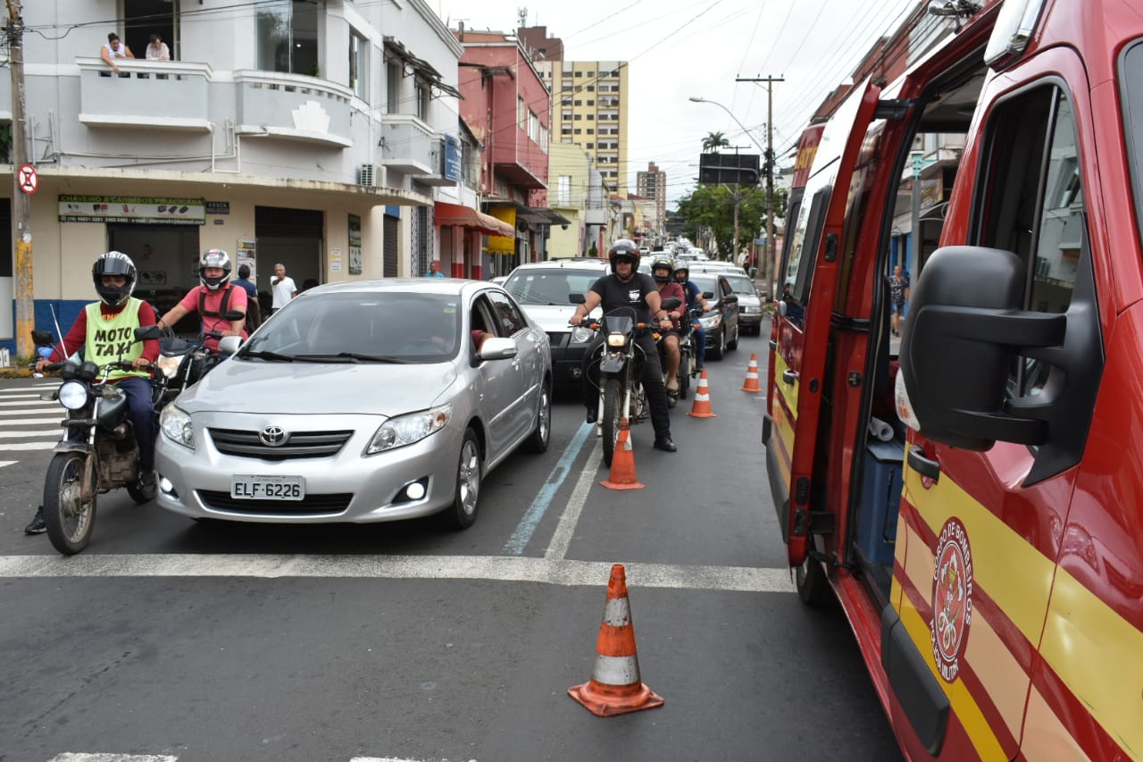 Atropelamento de idoso congestiona uma das principais avenidas de Piracicaba