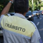 Acidente entre moto e caminhão deixa uma vítima e grande congestionamento, em Piracicaba