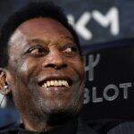 Pelé recebe homenagens pelo aniversário de 80 anos