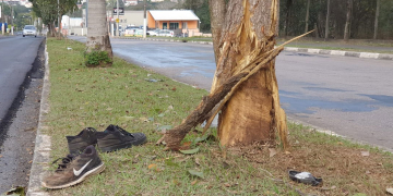 Duas pessoas morrem em acidente com moto em Avenida de Capivari