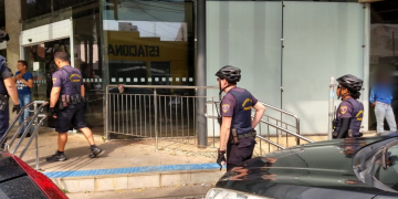 Em Piracicaba, duas moradoras de rua brigam e uma termina esfaqueada