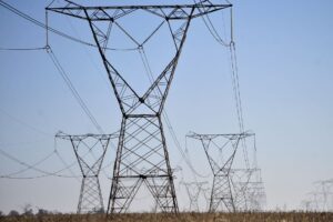 Reino Unido encolhe 0,1% com energia cara e alerta Brasil