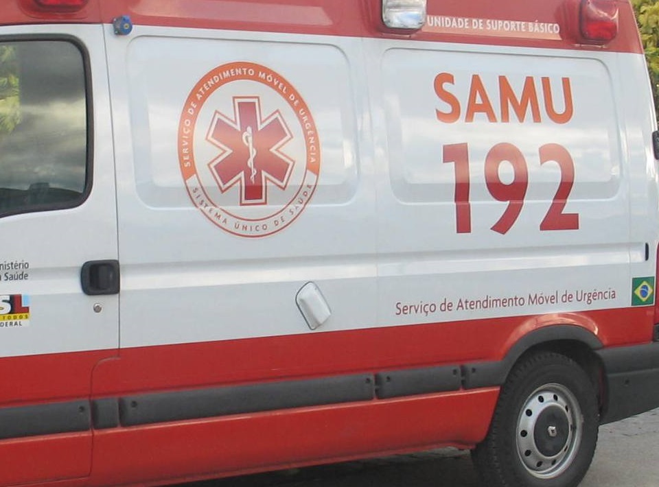 Uma foto da viatura do SAMU