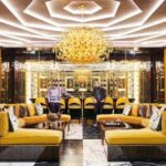 Cantor mostra mansão luxuosa de mais de R$ 500 milhões; veja fotos