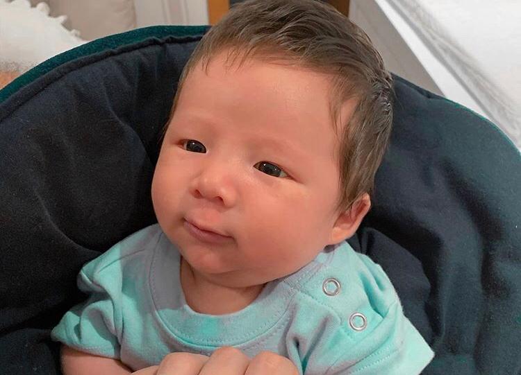 Filho de Pyong Lee tem mais seguidores do que adversários do hipnólogo juntos