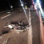 Motociclista morre após cair e ser atropelado por caminhão na Rodovia do Açúcar na madrugada de hoje (23)