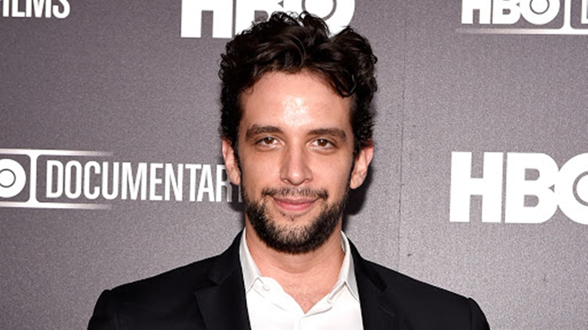 Nick Cordero tem perna amputada devido a complicações causadas pelo coronavírus