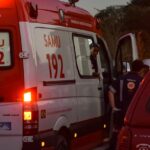 Mulher é socorrida em estado grave após acidente envolvendo moto e ônibus em Piracicaba