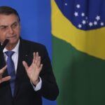 Bolsonaro atribui agressão a jornalistas a ‘algum maluco’ infiltrado em frente ao Palácio do Planalto