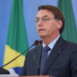 Parabéns à Polícia Federal, diz Bolsonaro sobre operação em residência de Witzel