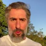 Marcos Mion alerta sobre golpistas que prometem vaga em A Fazenda