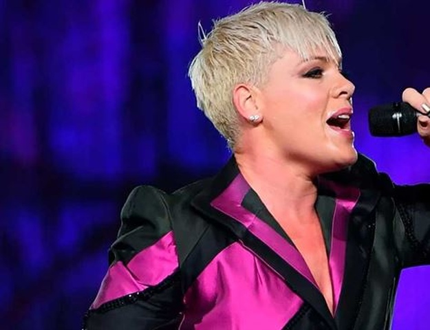 Pink afirma que filho recebeu diagnóstico de alergia alimentar após coronavírus