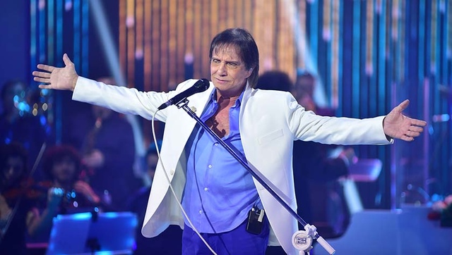 Roberto Carlos, Fábio Jr., Teló, Daniel, Ivete e outros fazem lives especiais no Dia das Mães