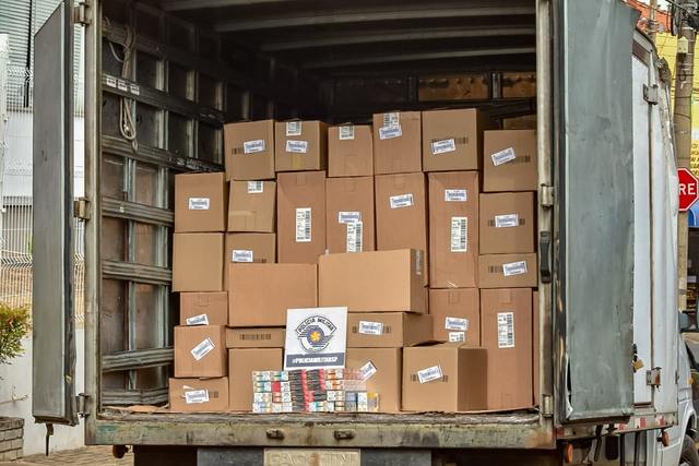 Carga de R$ 90 mil é recuperada e três criminosos são presos pela PM, em Piracicaba Carga de R$ 90 mil é recuperada e três criminosos são presos pela PM, em Piracicaba