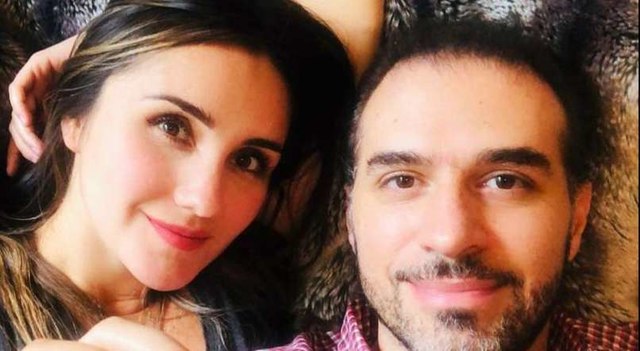 Ex-RBD Dulce Maria anuncia a sua primeira gravidez