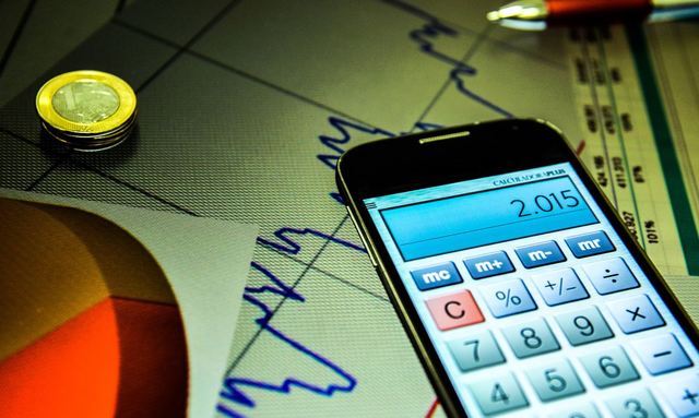 Mercado financeiro prevê queda do PIB de 6,54% este ano Mercado financeiro prevê queda do PIB de 6,54% este ano