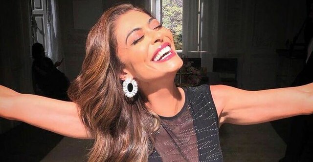 Juliana Paes chama atenção nas redes sociais - Reprodução