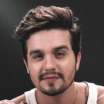Luan Santana fala dos preparativos para live na Globo, neste sábado (13)