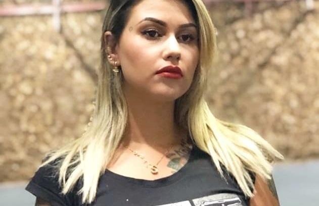 Sara Winter é denunciada pelos crimes de injúria e ameaça contra Alexandre de Moraes