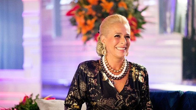 Andrea Beltrão interpretando Hebe - Reprodução Foto de Andréa Beltrão como Hebe