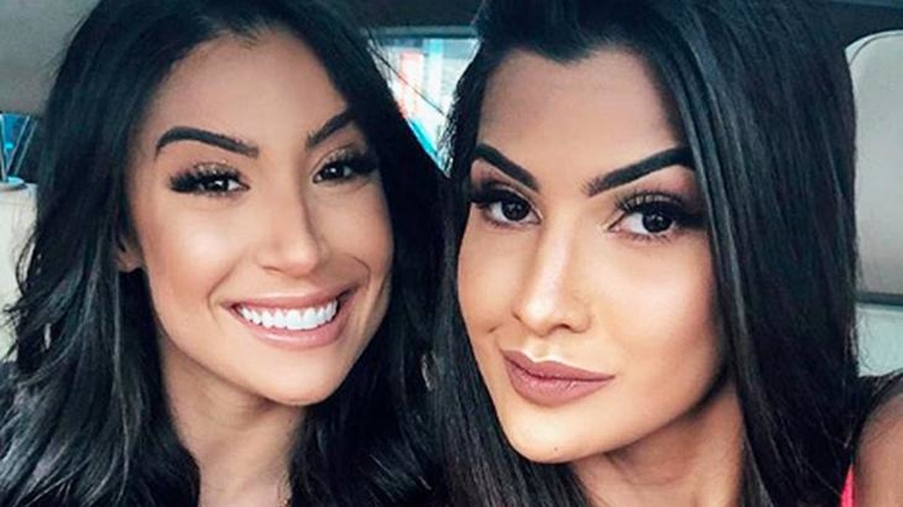 Uma foto de Boca Rosa e Marina Ferrari