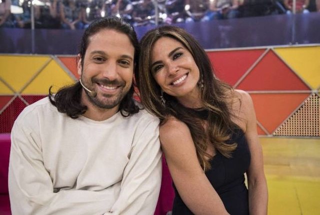 Foto de Luciana Gimenez e seu irmão