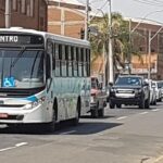 EDITORIAL: piracicabanos esquecem de ‘pé no traseiro’ e nova empresa de ônibus já é ‘alvo’ de agressões