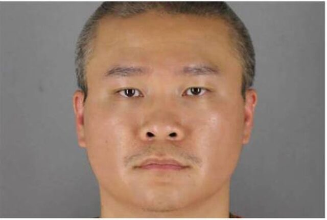 Terceiro policial envolvido na morte de Floyd paga fiança de US$ 3,9 milhões e deixa prisão