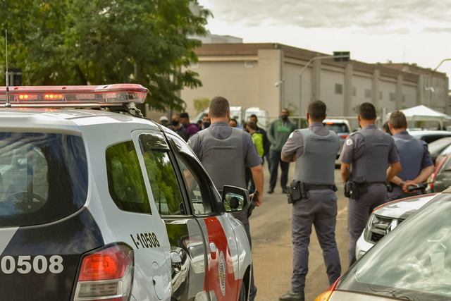 Motoqueiros entregadores de aplicativos fazem protesto nesta manhã, em Piracicaba Motoqueiros entregadores de aplicativos fazem protesto nesta manhã, em Piracicaba