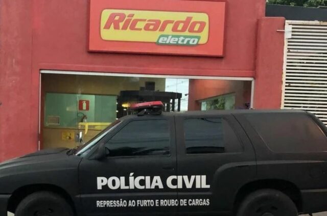 foto ricardo eletro preso por sonegação fiscal