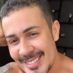 Carlinhos Maia compra Ferrari avaliada em mais de R$ 1,5 milhão